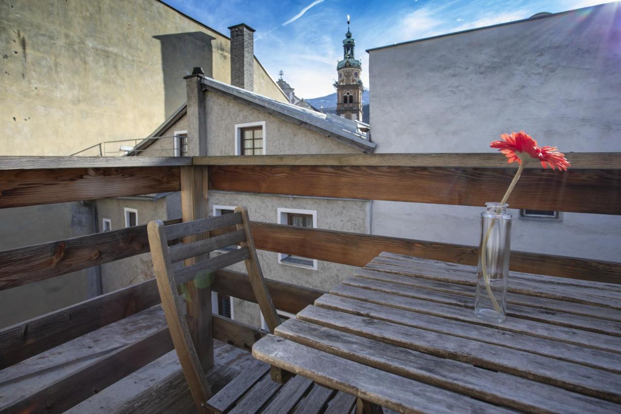 Cozy Old Town Apartment Халль в Триоле Экстерьер фото
